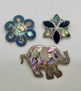 lot 12 image: 3 Vintage Sterling & Abalone Pins Pendants