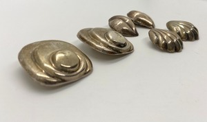 lot 23 image: 3 Pairs Vintage Sterling Silver 3D Puffy Clip- on Earrings