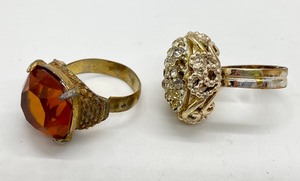 lot 105 image: Pair of fun Vintage Adjustable Rings