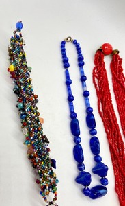 lot 106 image: 2 Glass Beaded Necklaces & 1 Glass Beaded Bracelet