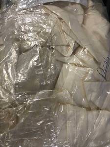 Simple Tuck 14 in. Box Pleat Solid Ivory Queen Bed Skirt, GR42-Q-IVORY, NEW