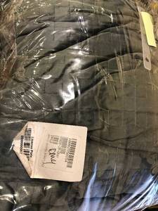 Gravity blanketspace grey 48 x 72 size, 20-pound, GRV-R01-20, NEW