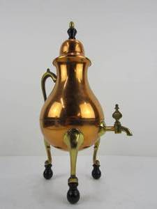 lot 112 image: Vintage Brass Daalderop Holland Coffee Urn Dispenser
