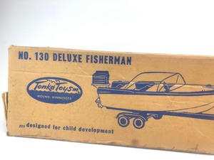 lot 300 image: Vintage Early 60s TONKA Deluxe Fisherman Set No. 130 Original Box Only