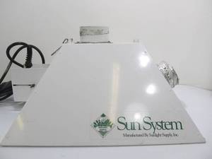 lot 121 image: Working SUN SYSTEM Grow Light