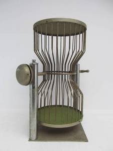 lot 160 image: Old Vintage 1920s Era Chuck-A-Luck Gambling Machine