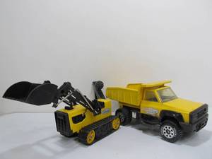 lot 168 image: 2 Metal TONKA Vehicles