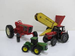lot 172 image: Vintage & Newer Diecast etc Farm & Tractor Toys