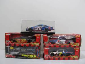 lot 182 image: Lot of 5 Diecast Race Cars