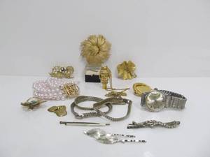 lot 192 image: Small Group of Assorted Vintage Jewelry Watch Dog Whistle etc
