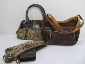 lot 194 image: Lot of 3 Unused Purses Handbags etc
