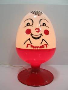 lot 262 image: Vintage Mid Century C.N. Burman Humpty Dumpty Egg Lamp