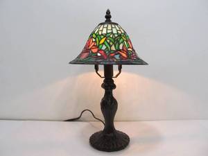 lot 288 image: Tiffany Style Stained Glass Quiosel Accent Table Lamp