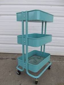 lot 205 image: Rolling Blue Metal 3-Tier Cart