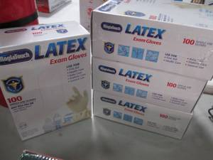 Lot of 4 boxes Latex Exam Gloves. 1...