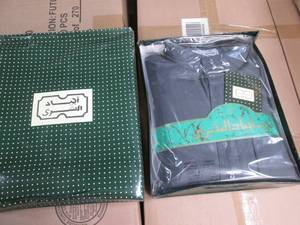 Mens button down, cuffed sleeve, dr...