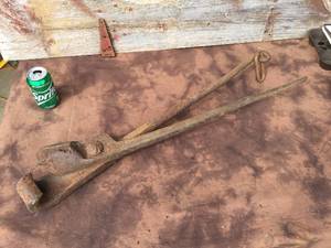lot 14 image: Antique Iron Tool