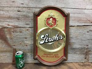 lot 75 image: Vintage Strohs Beer Sign