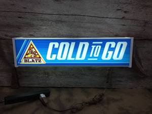 lot 107 image: Vintage Blatz Cold to Go Beer Light
