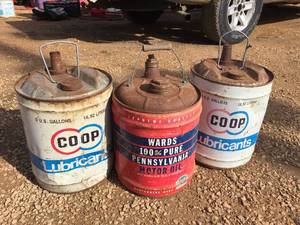 lot 159 image: 3 Vintage 5 Gallon OilLubricant Cans