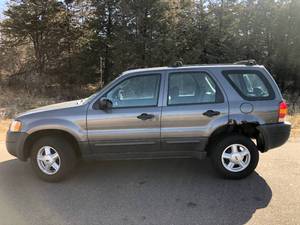 2003 Ford Escape XLS - 1 OWNER