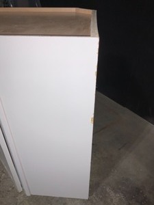 lot 7 image: HAMPTON BAY COURTLAND SHAKER ASSEMBLED 30 IN. X 34.5 IN. X 3O IN. STOCK LAZY SUSAN CORNER BASE LEFT KITCHEN IN POLAR WHITE. SEE PICTURES
