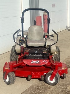 lot 2 image: Exmark LazerZ Commercial Lawn Mower