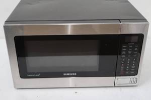 Samsung 1.1 cu. ft Countertop Microwave with Grilling Element in Stainless Steel