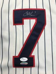 Joe Mauer Autographed Jersey ( JSA Authentication )