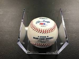 Justin Morneau Autographed Baseball ( PSADNA Authentication )