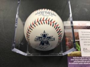 2010 Autographed All Star Baseball Joe Mauer ( JSA Authentication )