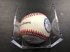 Josh Willingham Autograph Baseball