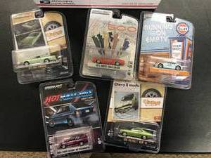 Lot of 25 Collector Edition Sealed Cars ( see photos for details )