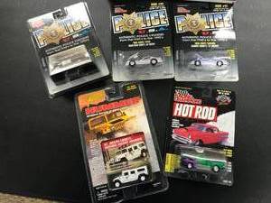 Lot of 25 Collector Edition Sealed Cars ( see photos for details )
