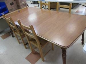 Solid Wood Dining Table Including (...