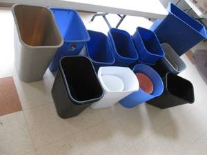 Large Lot of Trash and Recycling Bi...