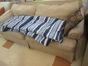 Large Couch 76 X 37 X 30 With (2...