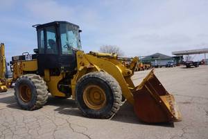 lot 4 image: 1994 Cat 928F Articulating Wheel Loader