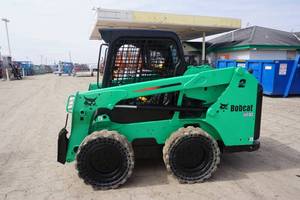 lot 5 image: 2016 Bobcat 510 Skid Loader Skid Steer