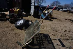 lot 29 image: Probst Brand Paver Cart