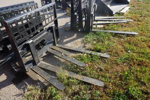 lot 26 image: Brand New Bobcat MT Mini Pallet Fork Attachment
