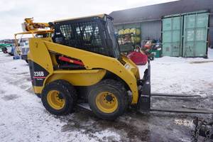 lot 3 image: 2005 Cat Model 236B Skid Loader Skid Steer