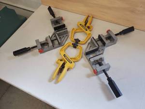 lot 28 image: (2) 4 Quick Grip Clamps & (2) Wolfcraft Framing Clamps