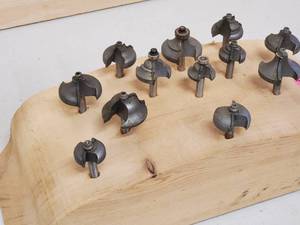 lot 38 image: (13) 14 Shank Assorted Molding Shaping Bits Lot