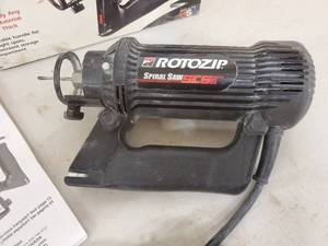 lot 118 image: Roto Zip Spiral Saw