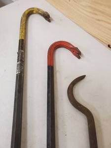 lot 122 image: (3) Workshop Pry Bars Lot