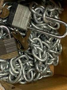 10 Foot Chain & 2 Locks��