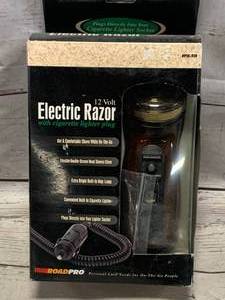 12 Volt Electric Razor�
