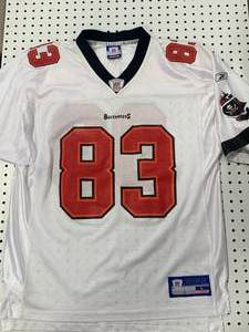 Reebok Size Large Buccaneer Jersey