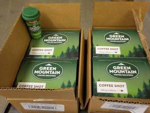 4 6 packs 2 oz. Green Mountain Moch...